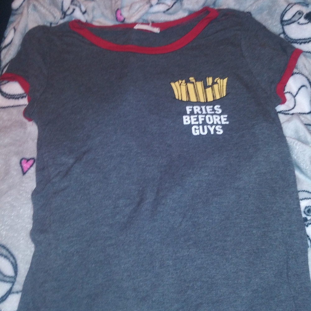 Graphic tee